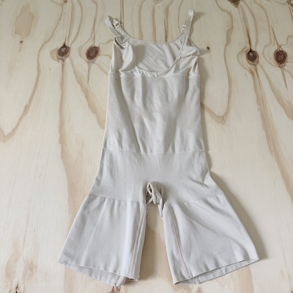 Shapeware Beige One Piece Thigh Control Lightweight Body Smoothing XL XXL